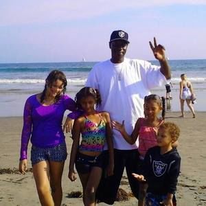 Meet your Posher, Eddie